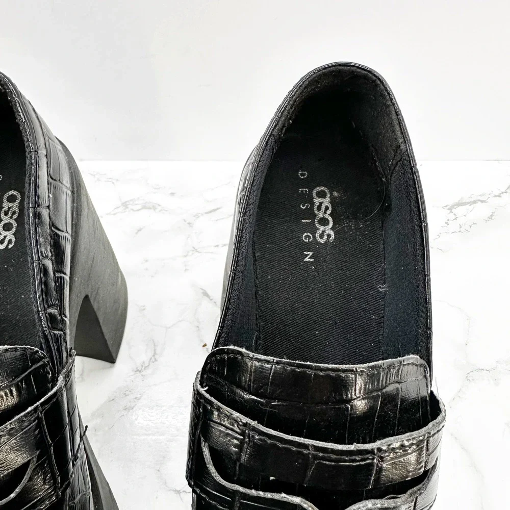 ASOS Design Signature Platform Heeled Loafer Black Croc‎ Size 8